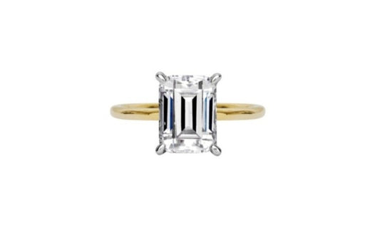 Emerald Cut Solitaire Style Cubic Zirconia in 925 Sterling Silver Ring 1