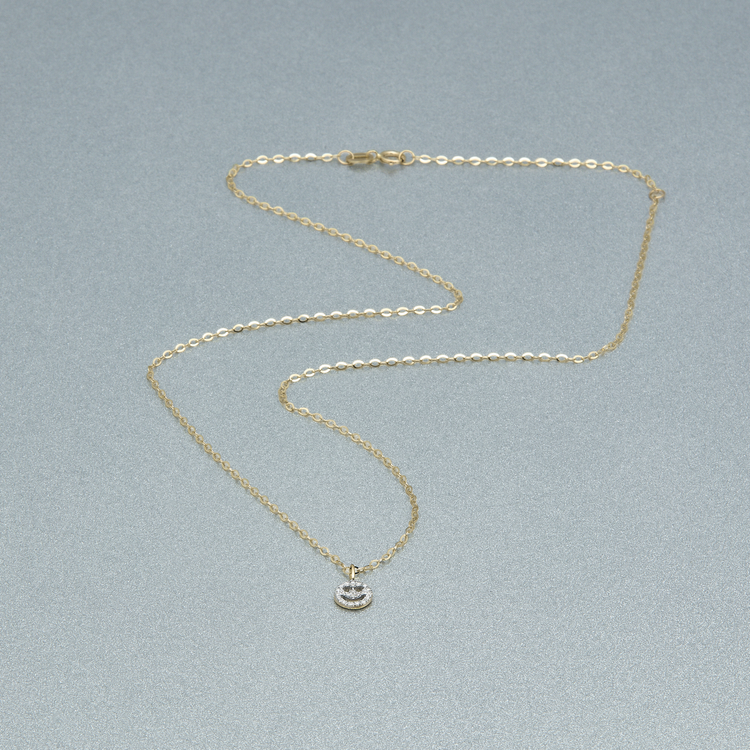 0.30 CT Round Moissanite Diamond Smiley Pendant Necklace in Solid Gold 4