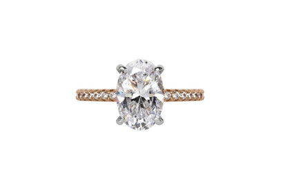 Oval Cut Solitaire Style Cubic Zirconia in 925 Sterling Silver Ring 1