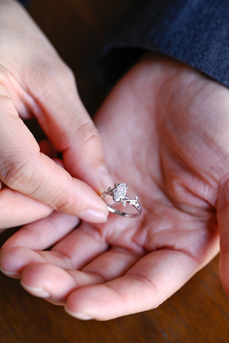 Stunning 1.0 - 2.0 CT Marquise Moissanite Engagement Ring with Solitaire Design 2