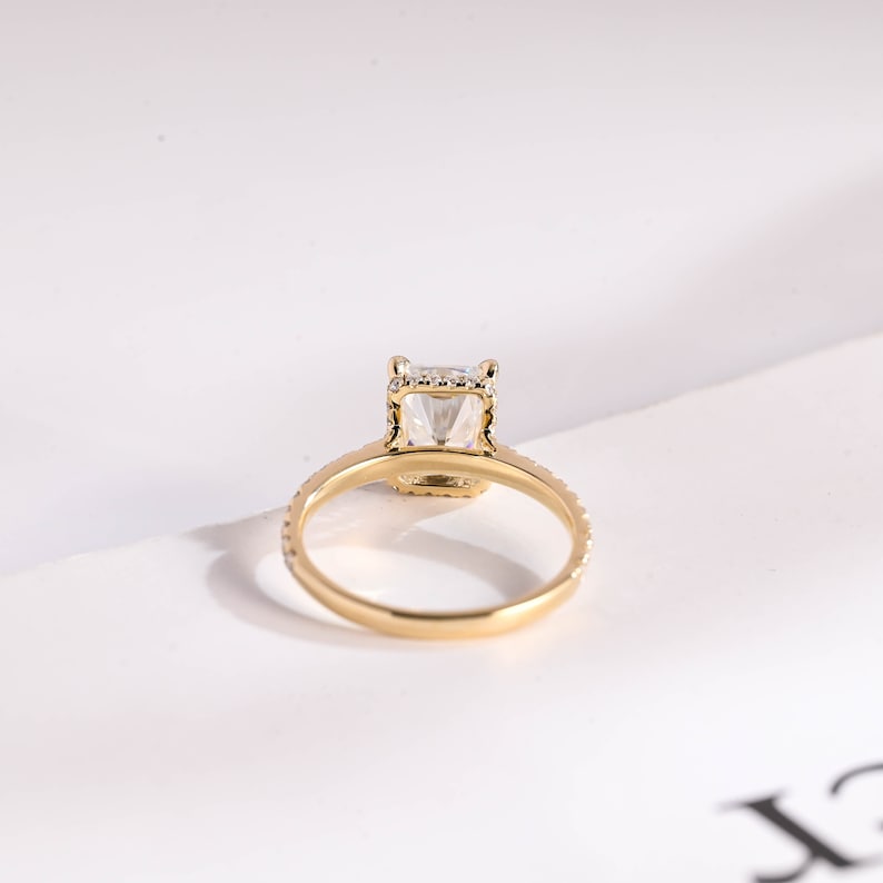 Stunning 1.0 - 2.0 CT Radiant Moissanite Engagement Ring with Pave & Hidden Halo Design 3