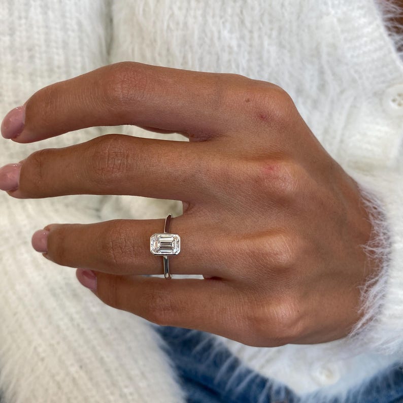 Stunning 1.0 CT Emerald Moissanite Engagement Ring with Bezel Design 6