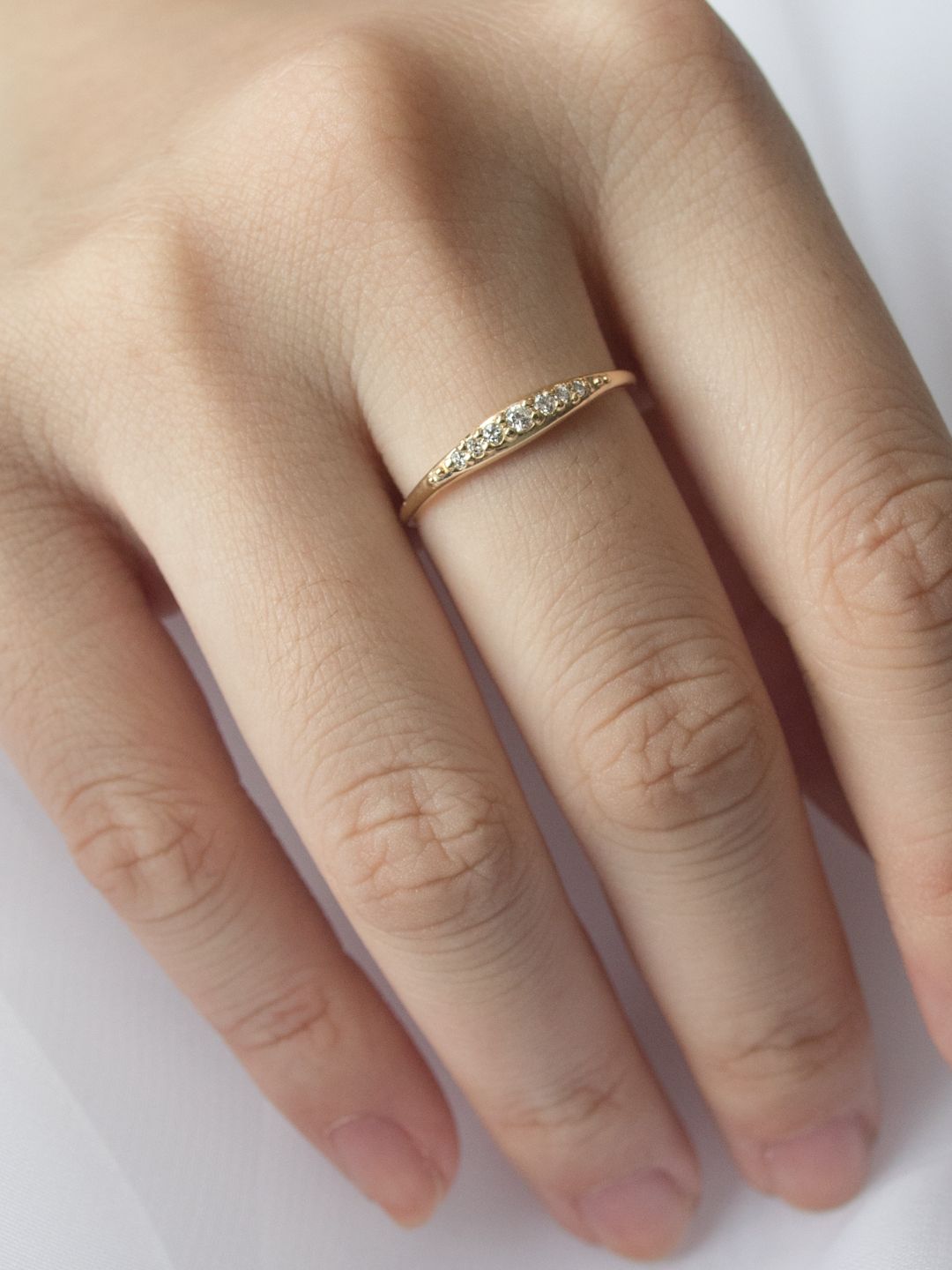 Stunning 0.2 TCW Round Moissanite Stones Snuggery Wedding Bands 8