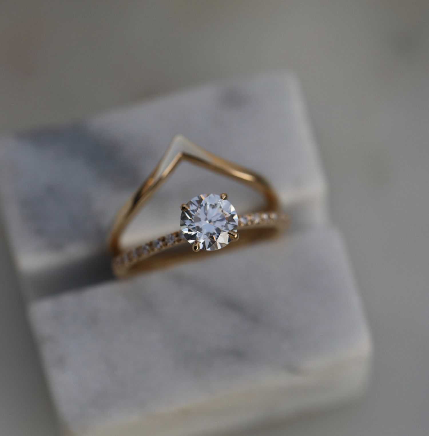 0.85 CT Round Cut Pave CVD E/VS1 Diamond Engagement Ring 8