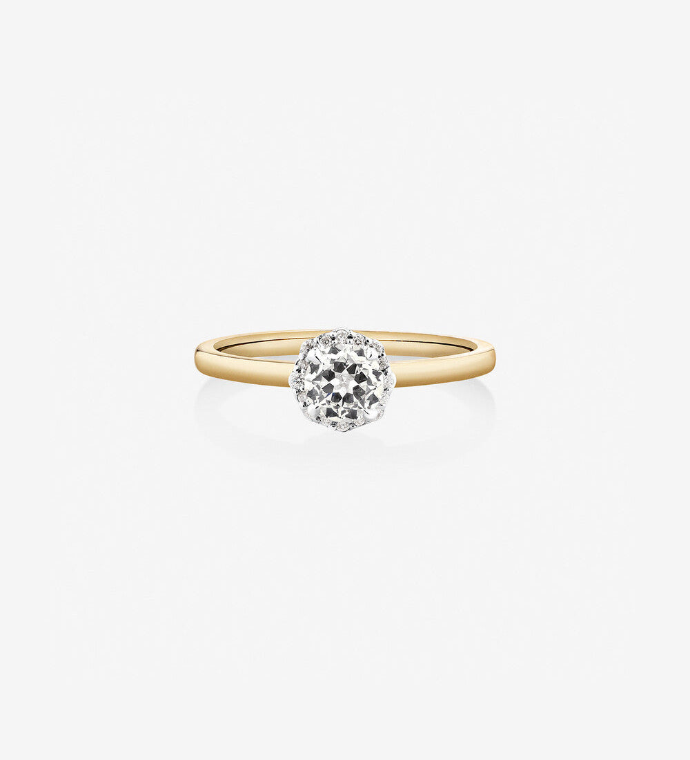 Stunning 0.5 CT Round Moissanite Engagement Ring In Halo Design 1