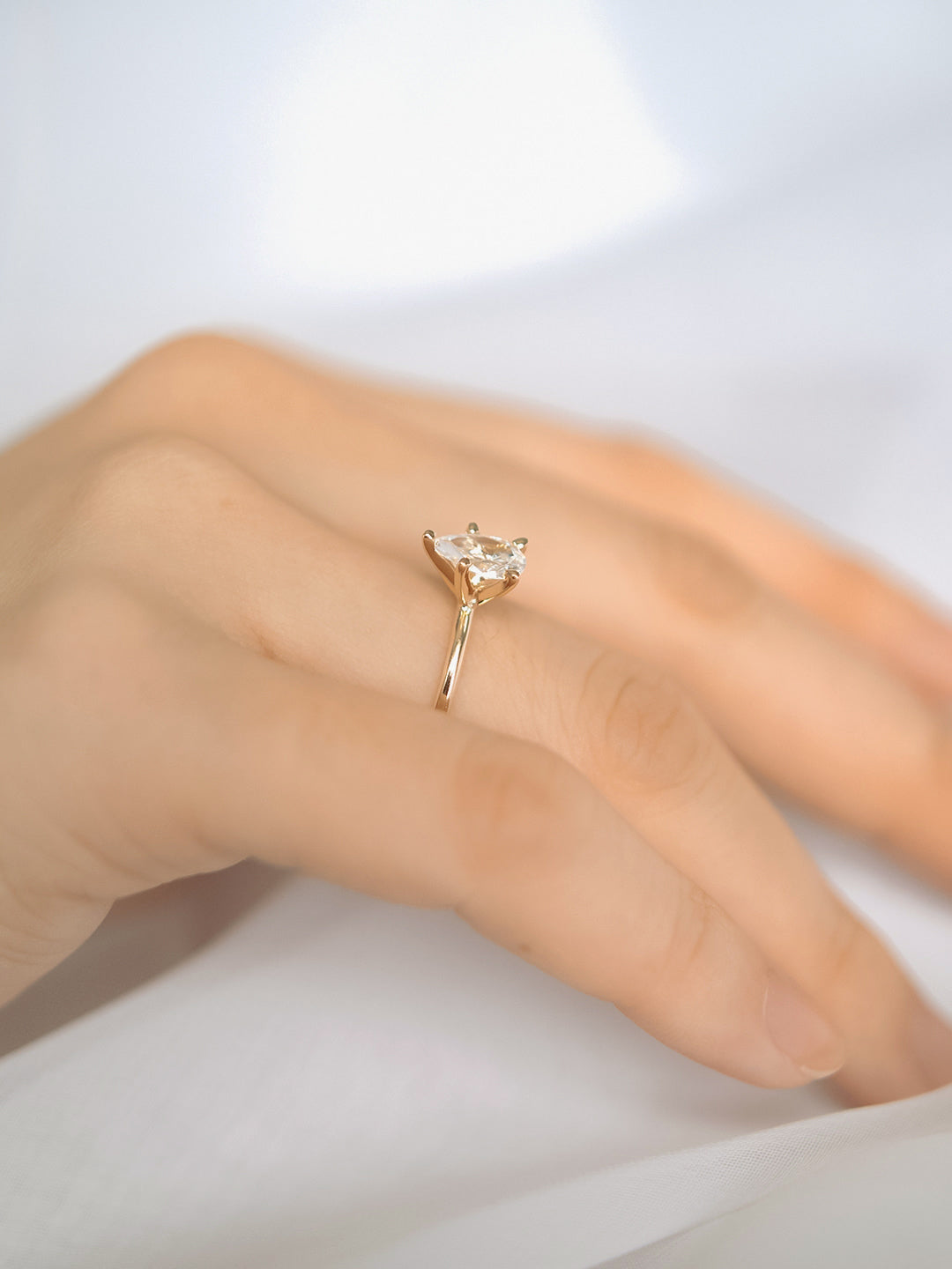 Stunning 1 CT Pear Moissanite Engagement Ring With Solitaire Design 13
