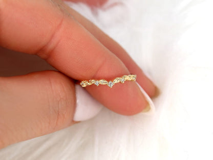 Stunning 0.07 TCW Round Moissanite Stones Leaf Nesting Metal Wedding Bands 6