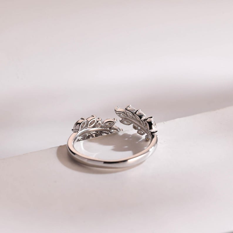 Stunning 0.2 TCW Marquise Moissanite Stones Leaf Wedding Bands 7
