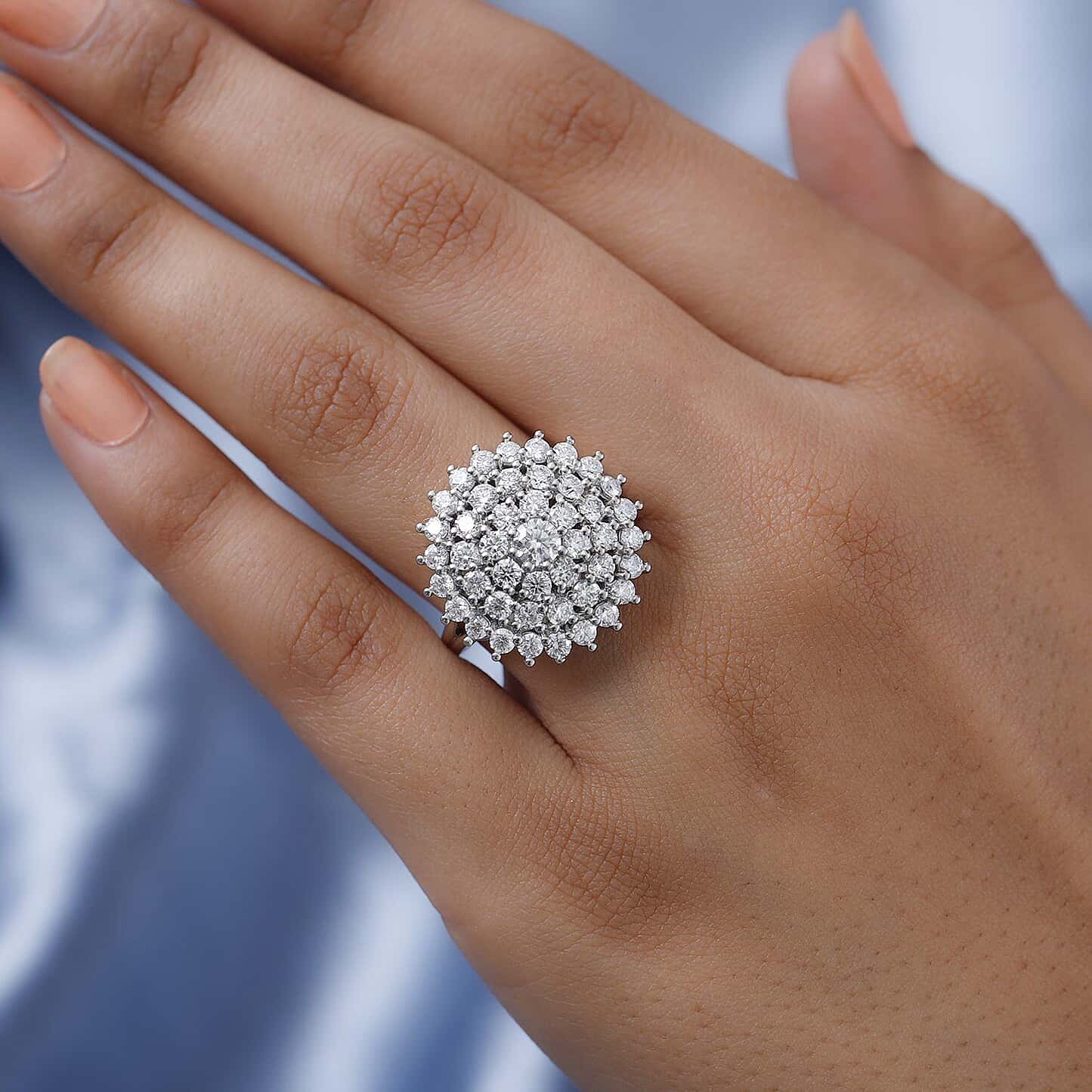 Round Cut Halo Style Cubic Zirconia in 925 Sterling Silver Ring 9