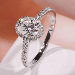 Stunning 1.0 CT Oval Cut Moissanite Engagement Ring with Halo & Pave Design