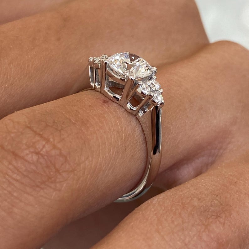 Classic 2.0 CT Round Moissanite Engagement Ring with Cluster Design 2
