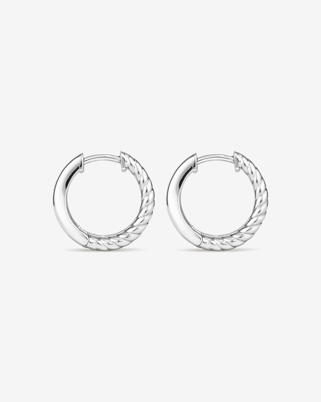 Round Cut Cubic Zirconia in 925 Sterling Silver Earrings 3