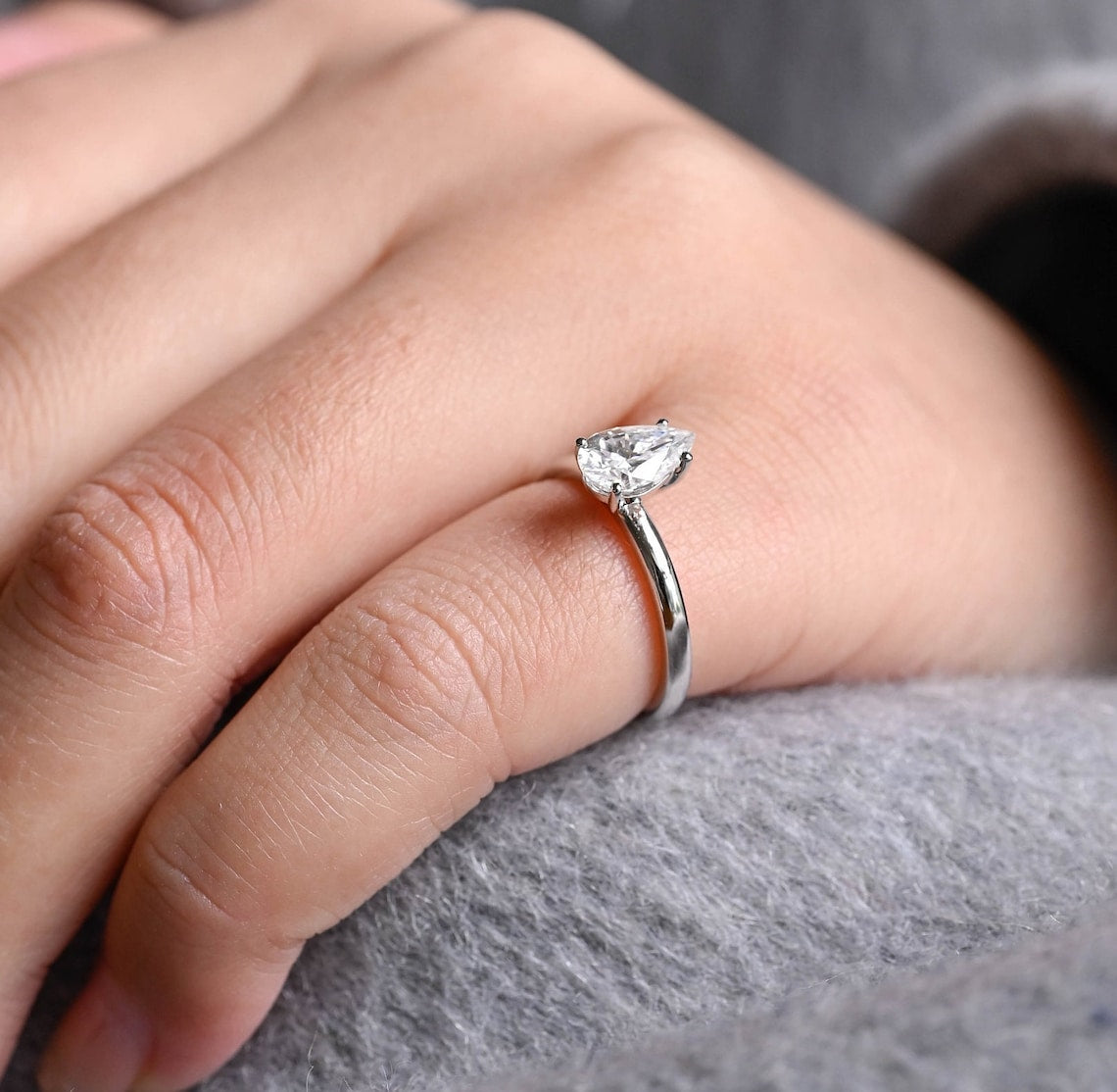 Stunning 2.0 CT Pear Moissanite Engagement Ring with Solitaire Design 9