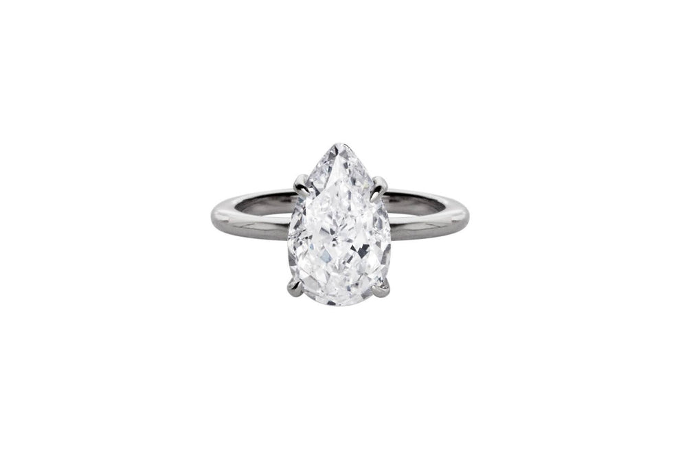 Pear Cut Solitaire Style Cubic Zirconia in 925 Sterling Silver Ring 3