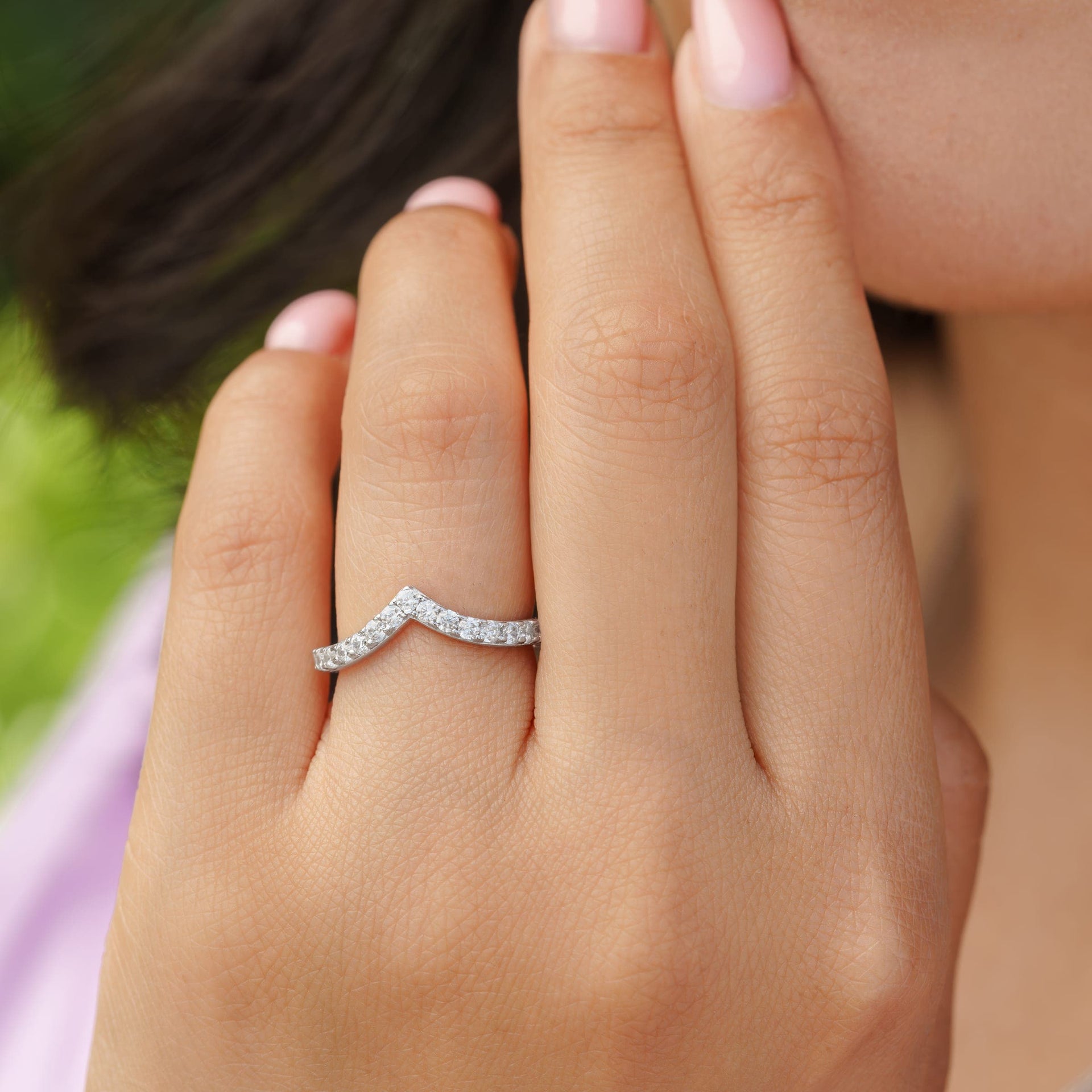 Stunning 0.2 TCW  Round Moissanite Stones in Curved Wedding Bands 7