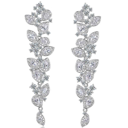 Round Cut Cubic Zirconia in 925 Sterling Silver Earrings 1