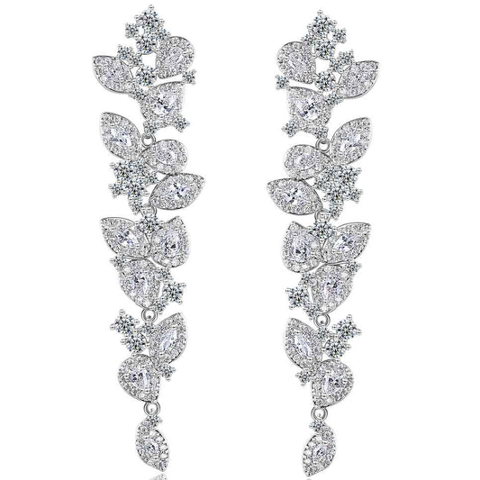 Round Cut Cubic Zirconia in 925 Sterling Silver Earrings 1