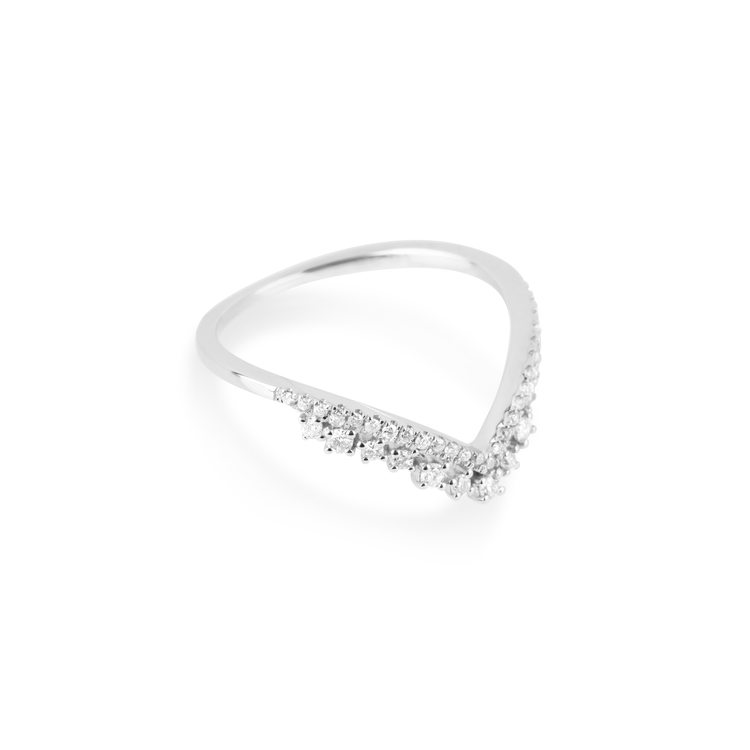 Stunning 0.22 TCW Round Moissanite Stones Curved Wedding Bands 5