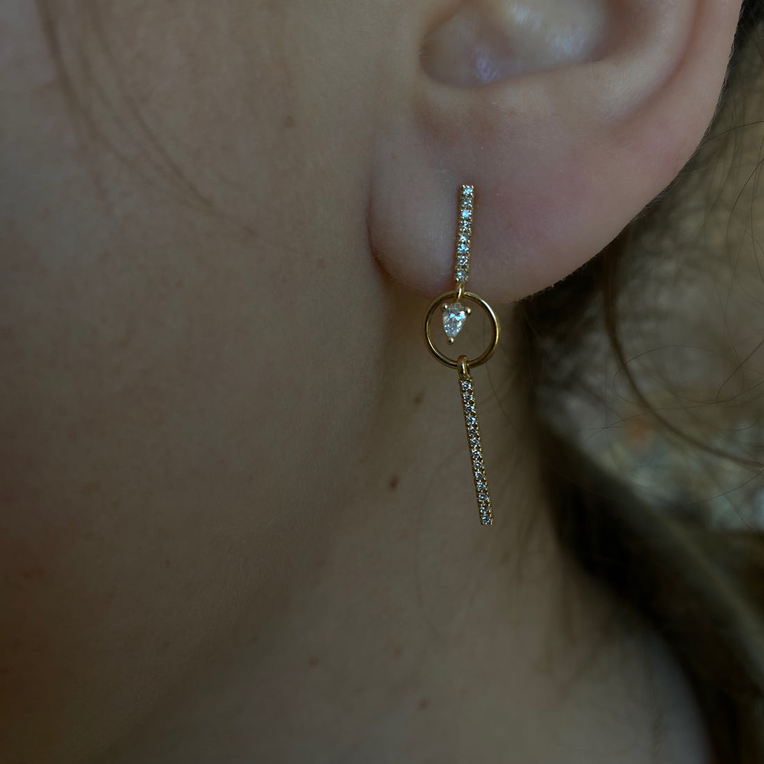 0.50 TCW Round & Pear Cut Moissanite Unique Bar Earrings in Gold 2