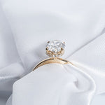 Stunning 1.73 CT Oval Cut Moissanite Engagement Ring with Hidden Halo & Pave Design 5