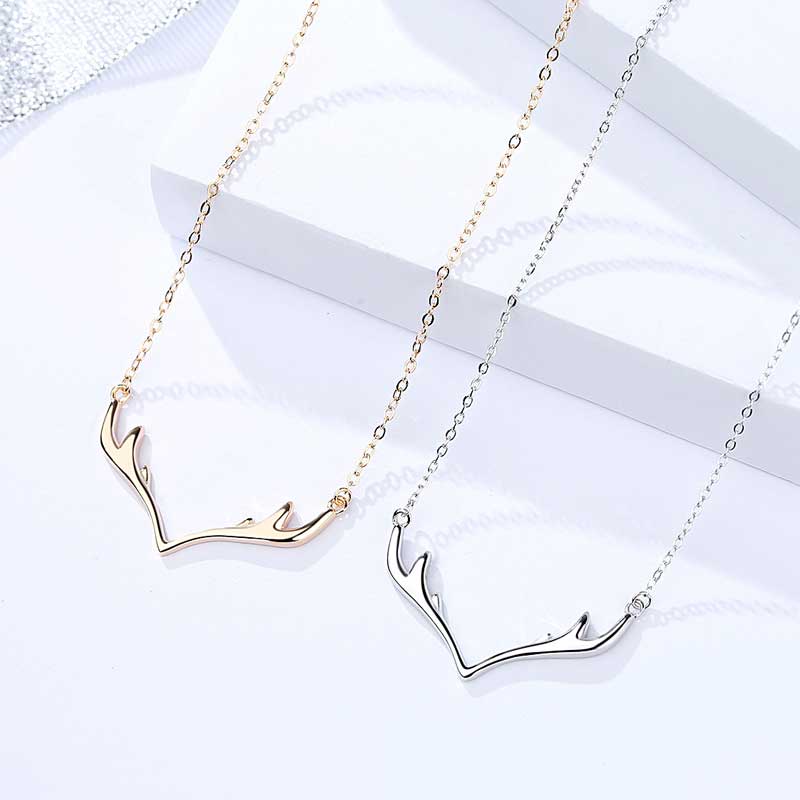 Round Cut Cubic Zirconia in 925 Sterling Silver Necklace 3
