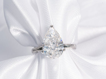 Stunning 3.0 CT Pear Cut Moissanite Engagement Ring with Solitaire Design 6