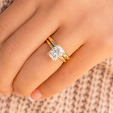 Stunning Women's Metal Wedding Band 3