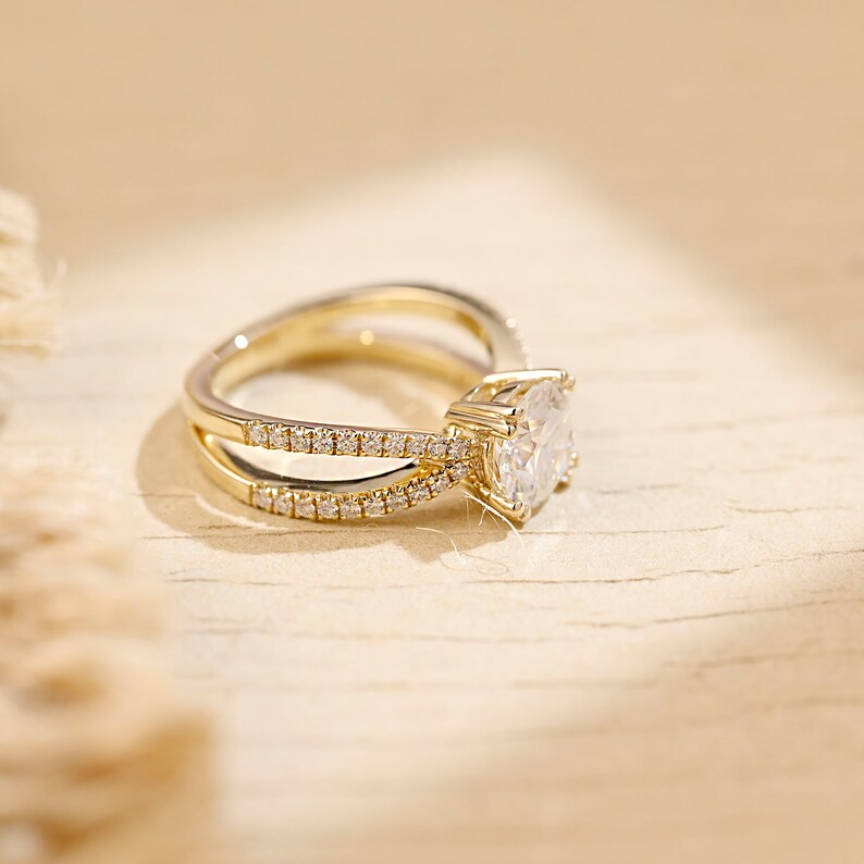 Stunning 2.0 CT Round Moissanite Engagement Ring with Split Shank & Pave Design 2