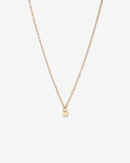Round Cut Cubic Zirconia in 925 Sterling Silver Necklace 1