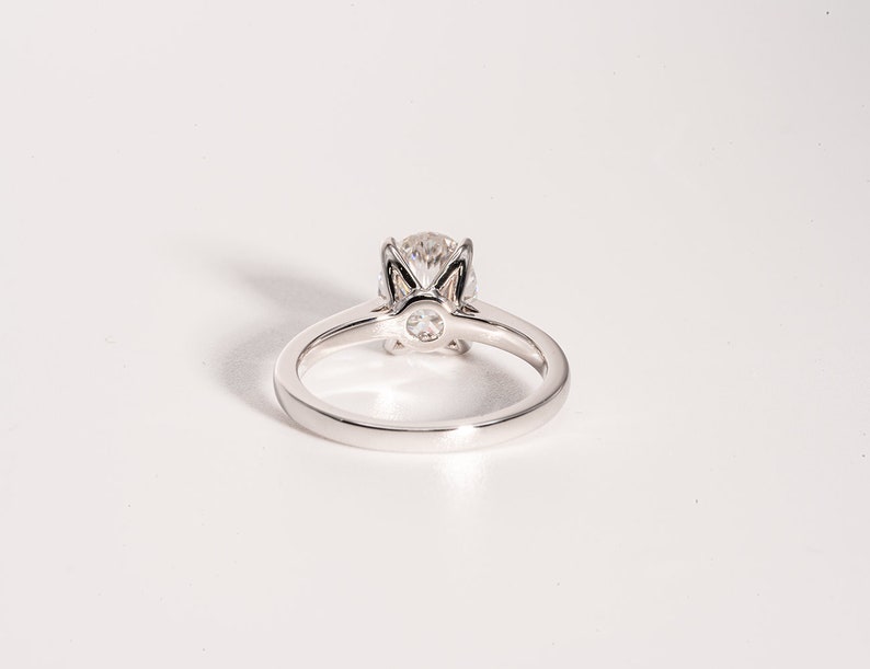 Classic 2.0 CT Oval Moissanite Engagement Ring with Solitaire Design 2