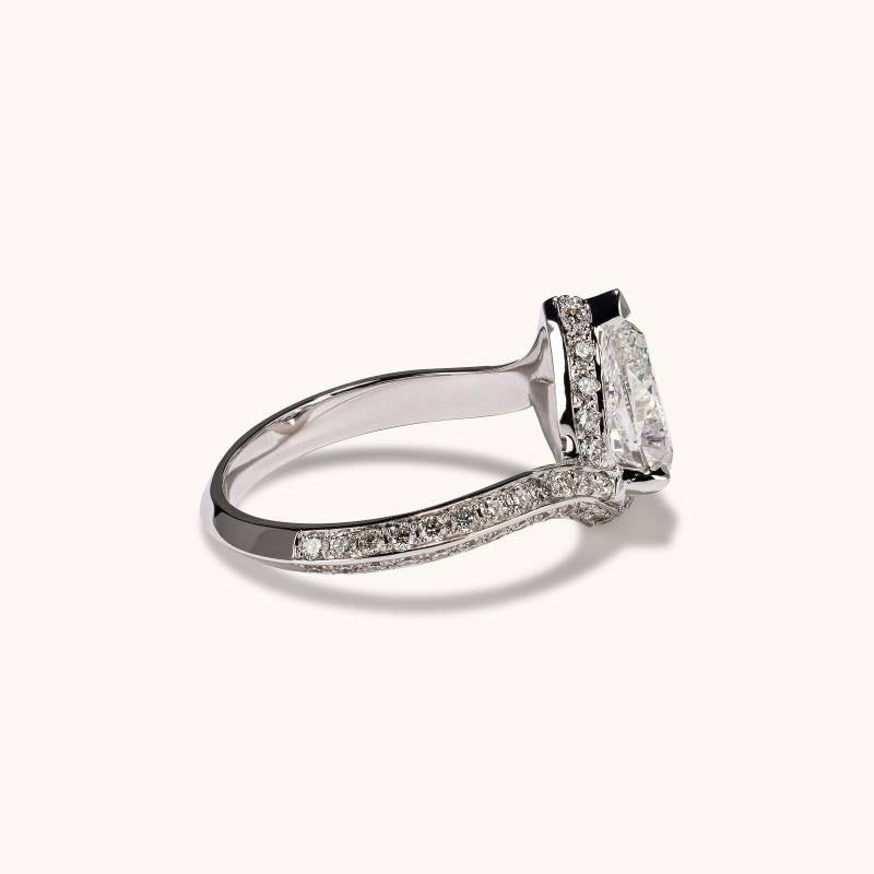 Stunning 1.54 CT Pear Moissanite Engagement Ring with Swirl Design 2