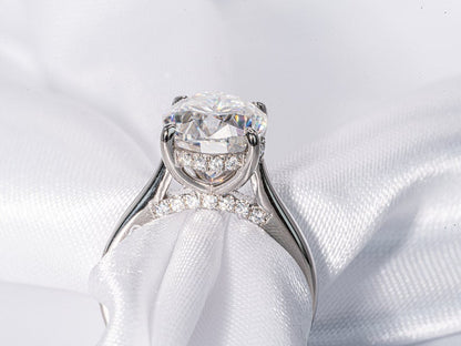 Stunning 4.0 CT Oval Shape Moissanite Engagement Ring with Hidden Halo Design 4