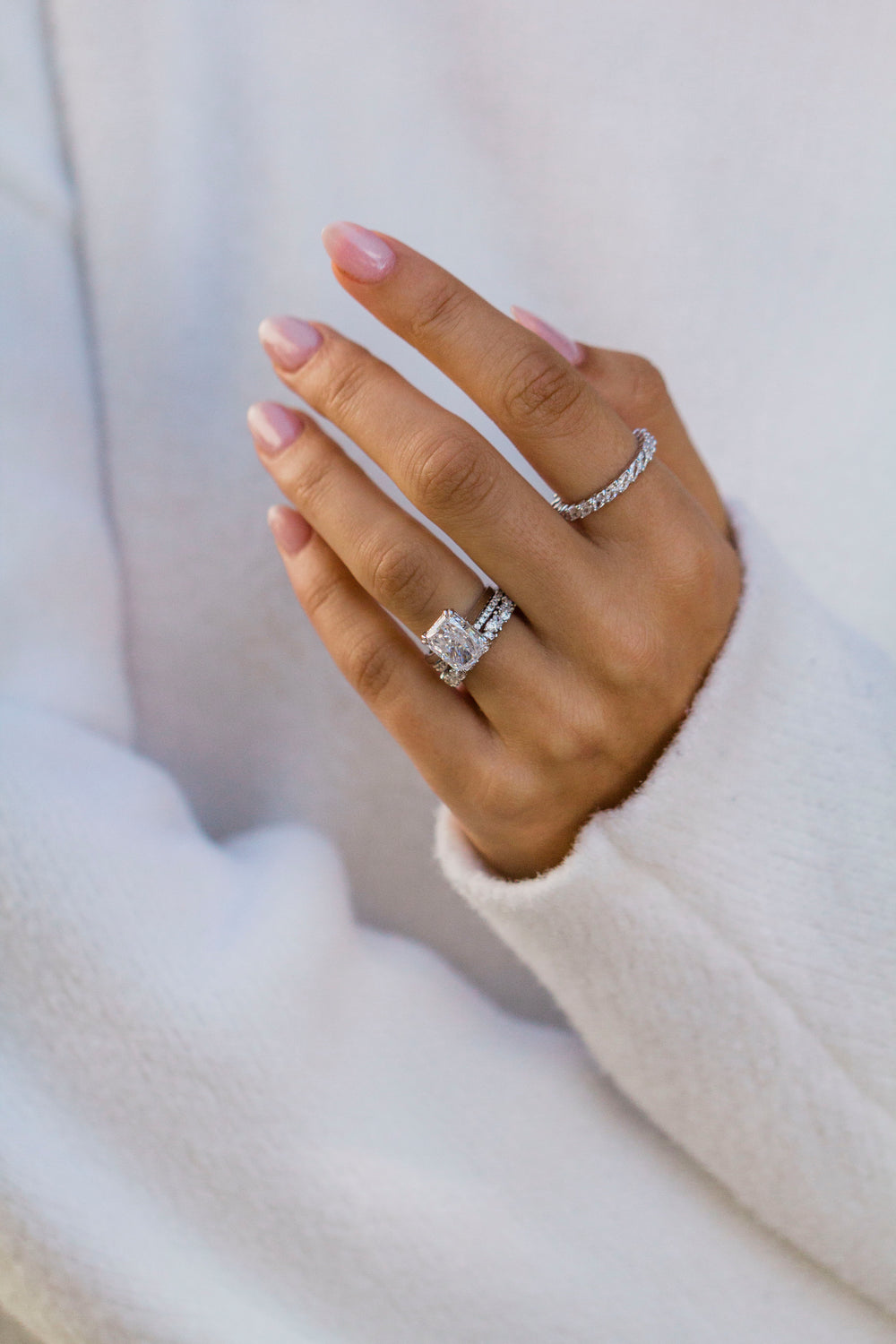 Radiant Cut Solitaire Style Cubic Zirconia in 925 Sterling Silver Ring 3