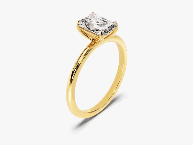 Stunning 1.50 CT Radiant Moissanite Engagement Ring with Solitaire Design 2