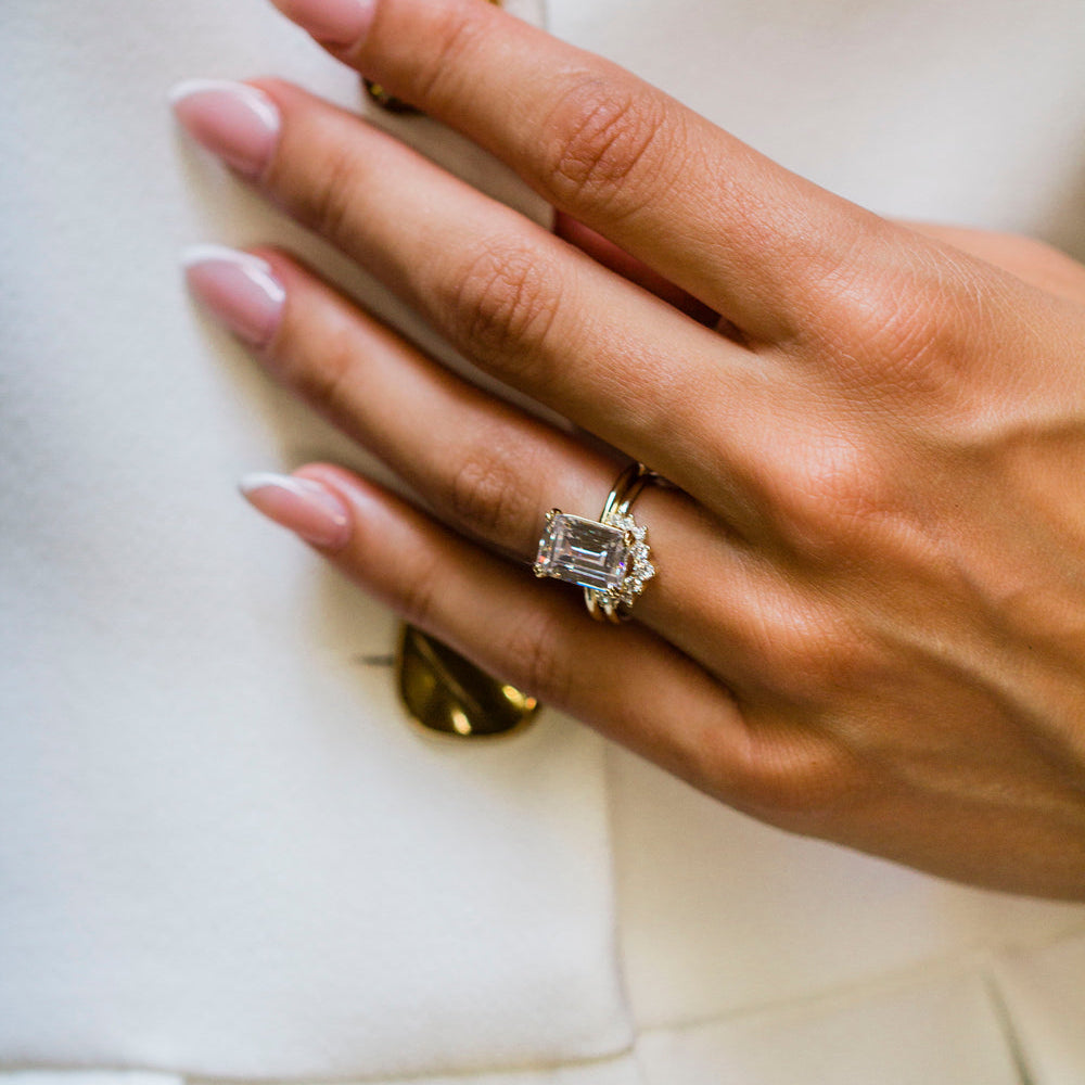 Emerald Cut Solitaire Style Cubic Zirconia in 925 Sterling Silver Ring 2