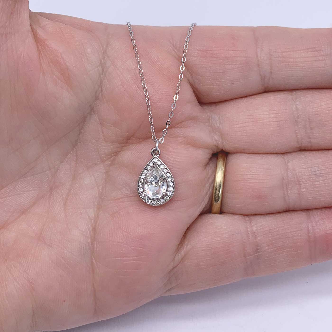 Round Cut Cubic Zirconia in 925 Sterling Silver Necklace 2