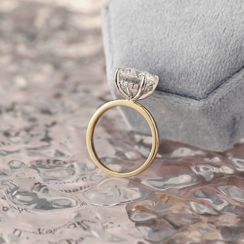 Stunning 3.0 CT Round Moissanite Engagement Ring with Hidden Halo Design 3