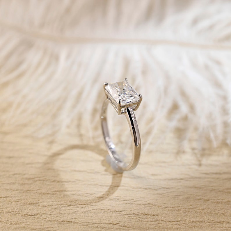 Stunning 3.0 CT Radiant Moissanite Engagement Ring with Solitaire Design 4