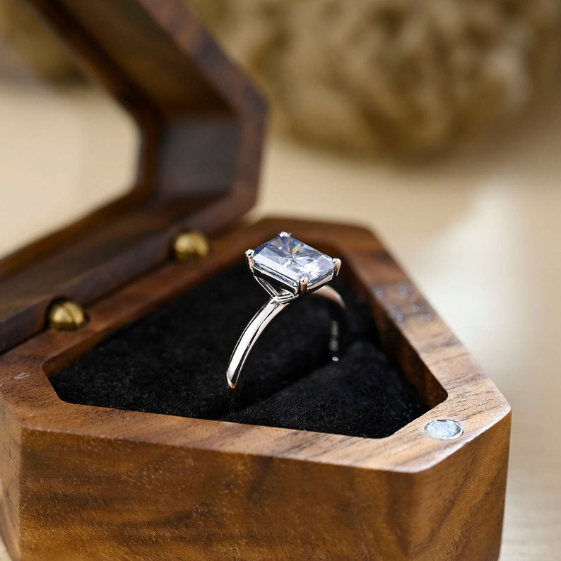 Stunning 4.0 CT Radiant Moissanite Engagement Ring with Solitaire Design 2