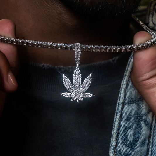 1.5 CT Round Moissanite Weed Leaf Silver Pendant for Him 1