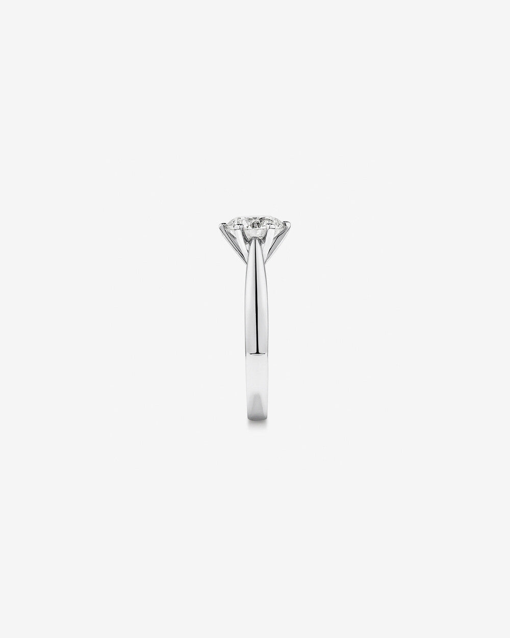 Stunning 2.0 CT Round Moissanite in Solitaire Engagement Ring 3