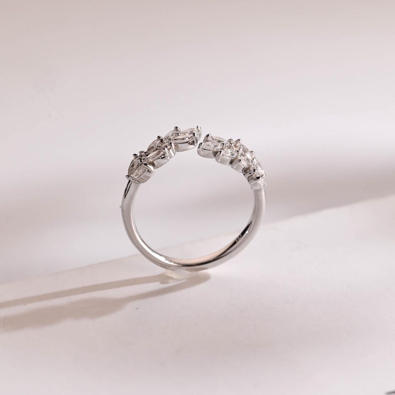 Stunning 0.2 TCW Marquise Moissanite Stones Leaf Wedding Bands 4