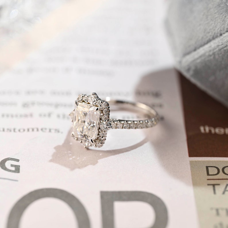3.0 CT Radiant Shaped Moissanite Engagement Ring With Cluster Pave Accents 3