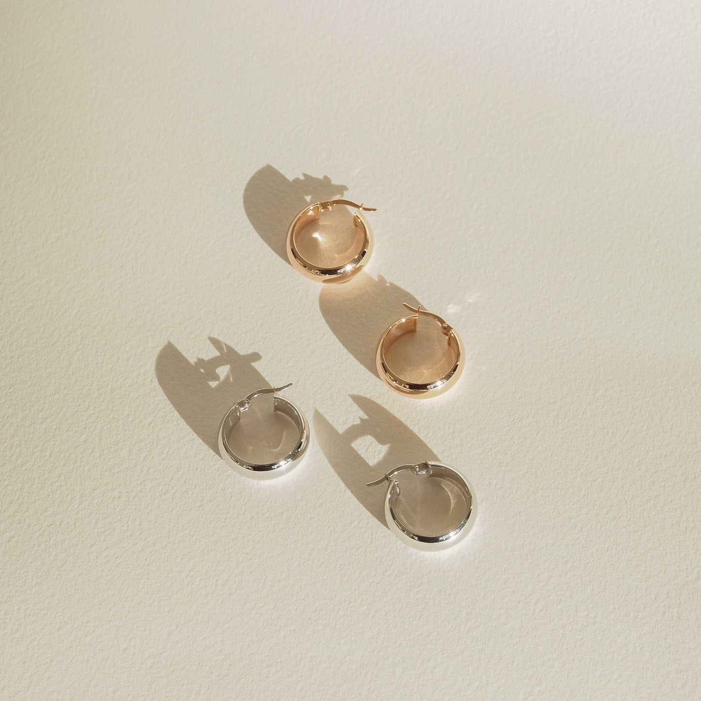 Bold Hoops Earrings in Gold 2
