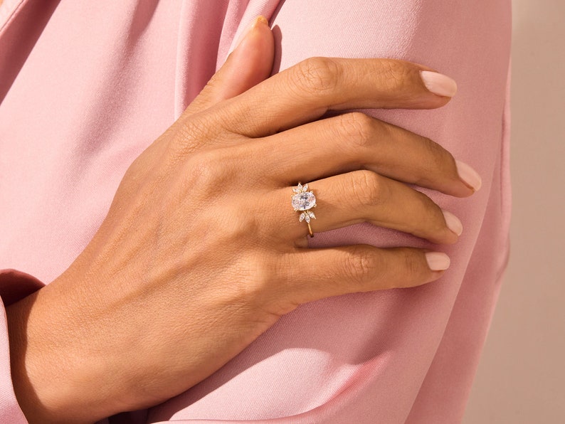 Stunning 1.50 CT Oval Moissanite Engagement Ring with Cluster Design 8