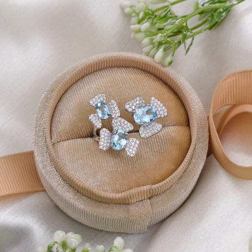 3.5 TCW Oval Cut Floral Style Blue Topaz Ring 7
