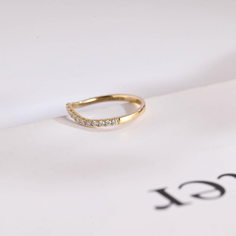 Stunning 0.3 TCW Round Moissanite Stones Half Eternity Wedding Band 10