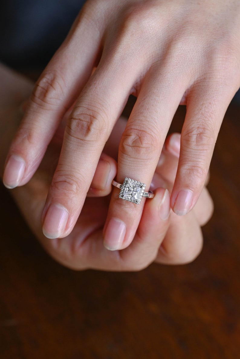 Stunning 1.0 - 2.0 CT Princess Moissanite Engagement Ring with Halo Design 4