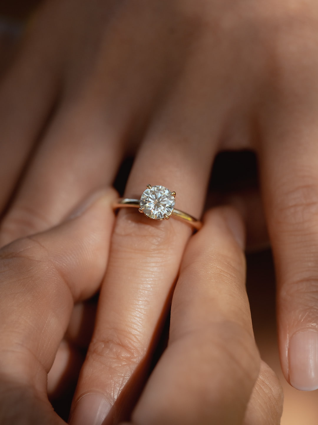 Stunning 1.0 CT Round Moissanite Engagement Ring with Hidden Halo Design 12