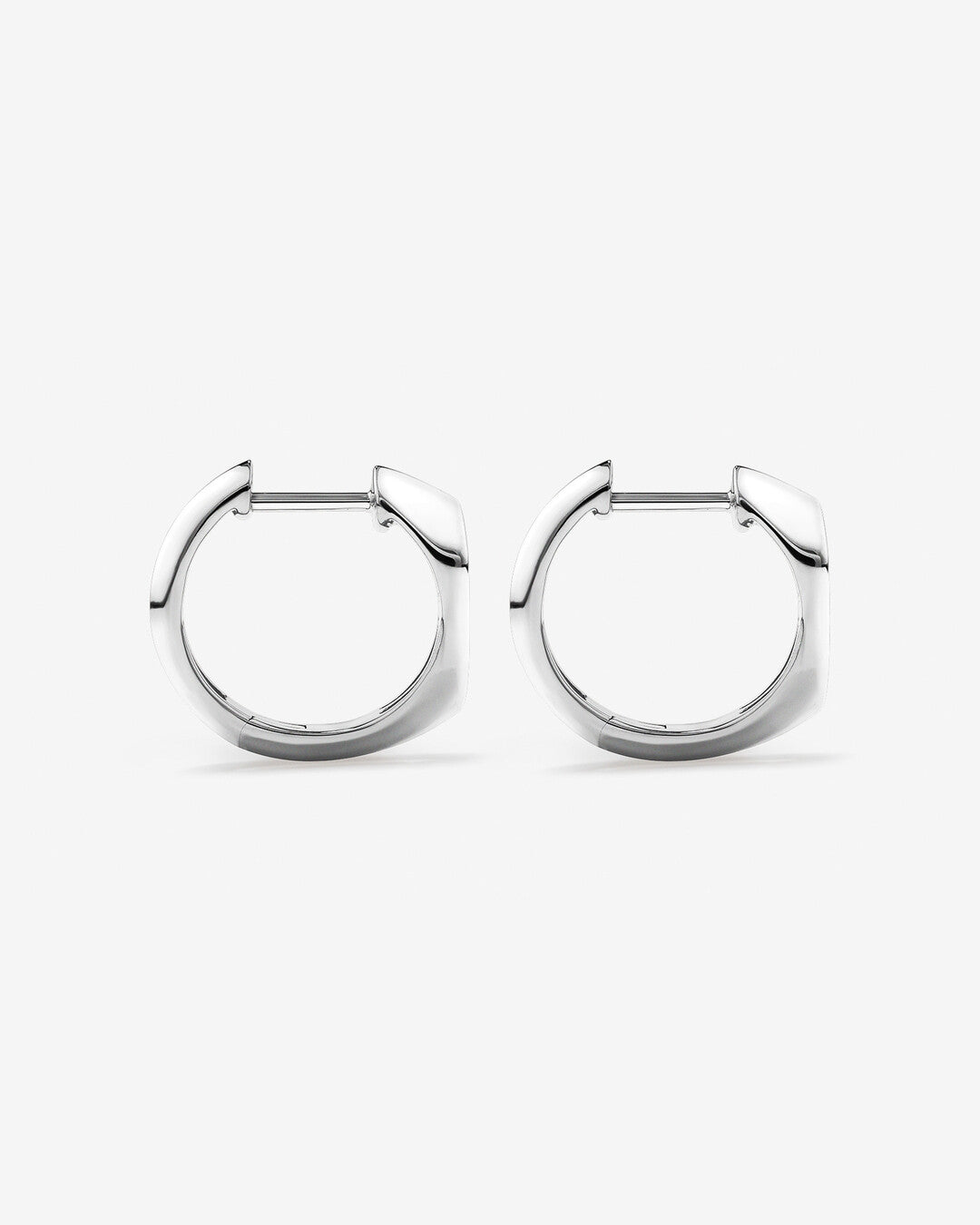 Round Cut Cubic Zirconia in 925 Sterling Silver Earrings 3
